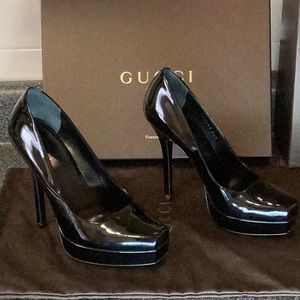 Gucci black pumps
